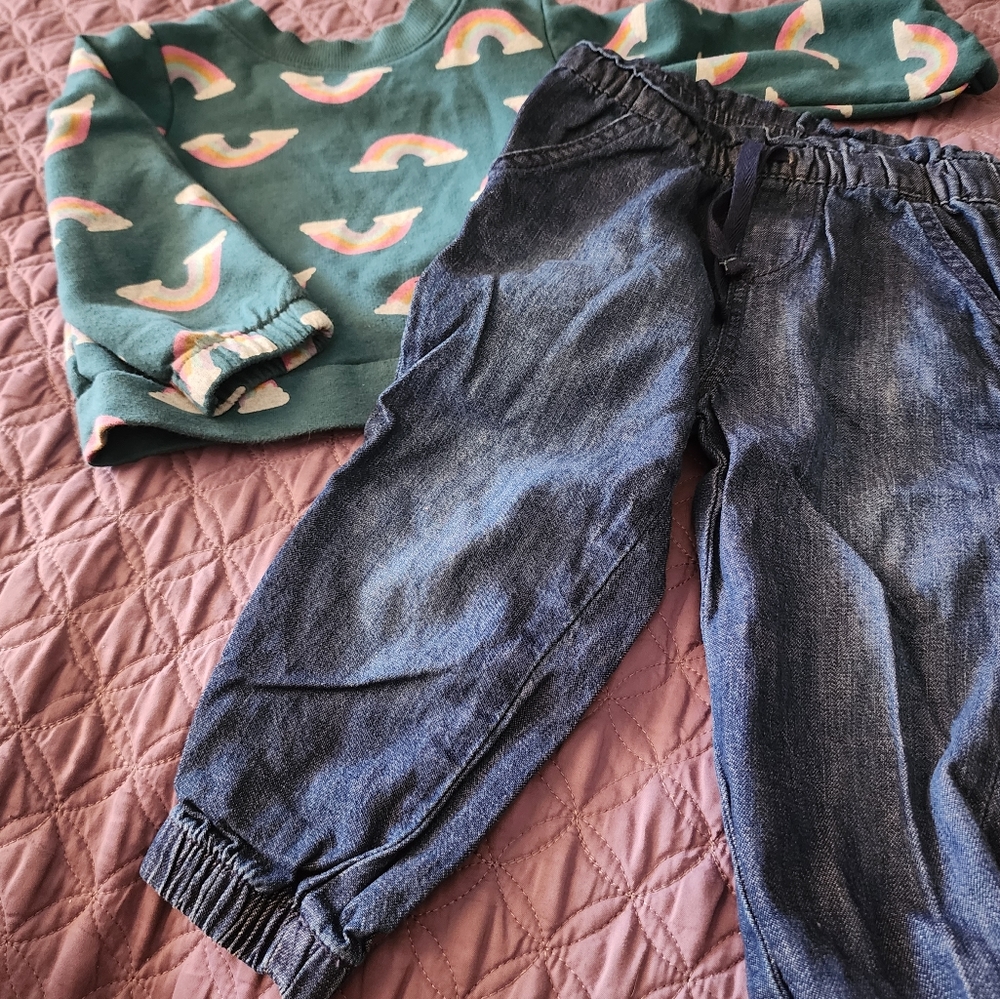 Lot of 2 - Girls Cat & Jack Sweatshirt and Denim Pants